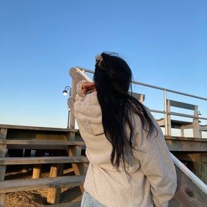 Meet your Posher, Yanni